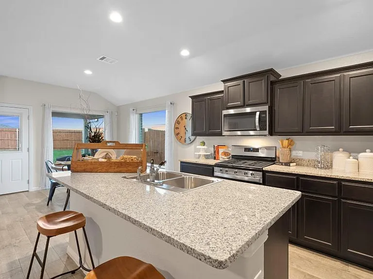 8304 Twisted Pine Way — Photo 8