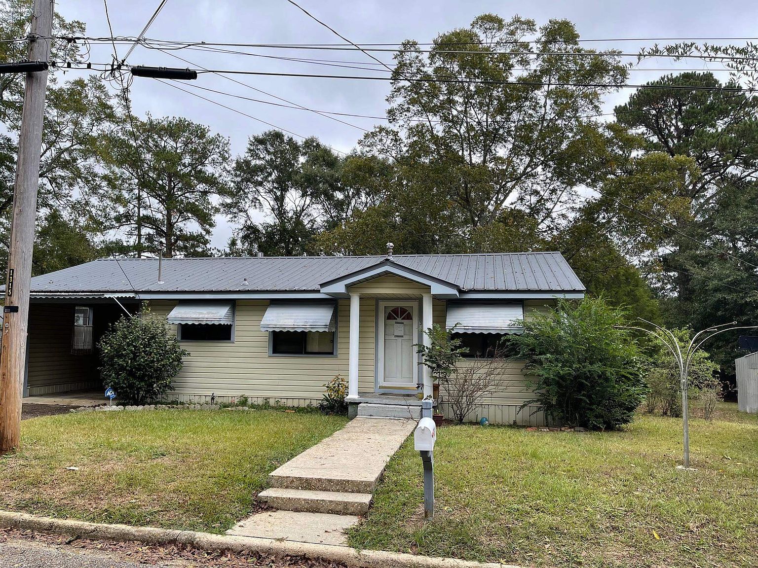 303 Perry St, Andalusia, AL 36420 MLS 23593 Zillow