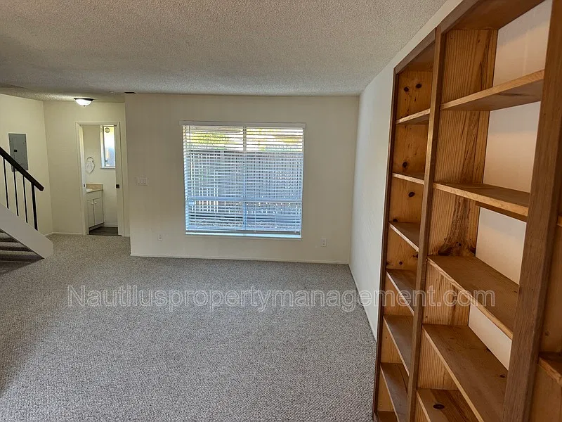 2 bed, 1.5 bath, $3,600 — Photo 3