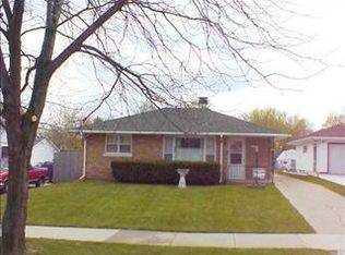 511 W Keith Ave, Waukegan, IL 60085