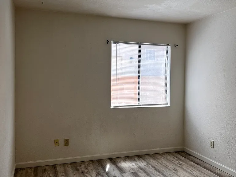3094 W Country Fair Dr — Photo 16