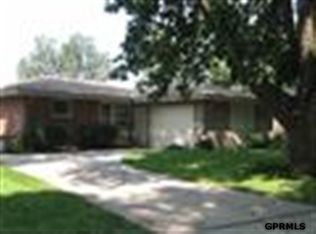 2618 N 97th Ave, Omaha, NE 68134