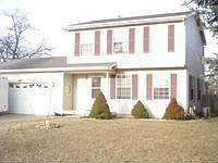 1st image of 928 Sherry Dr