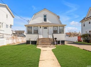 371 Guy Lombardo Ave, Freeport, NY 11520
