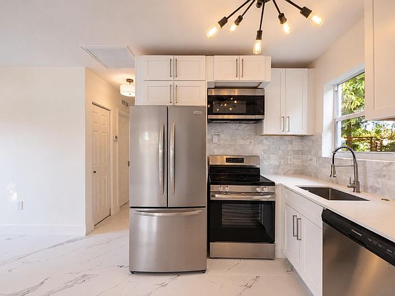 5th image of 3370 NW 9th Street
