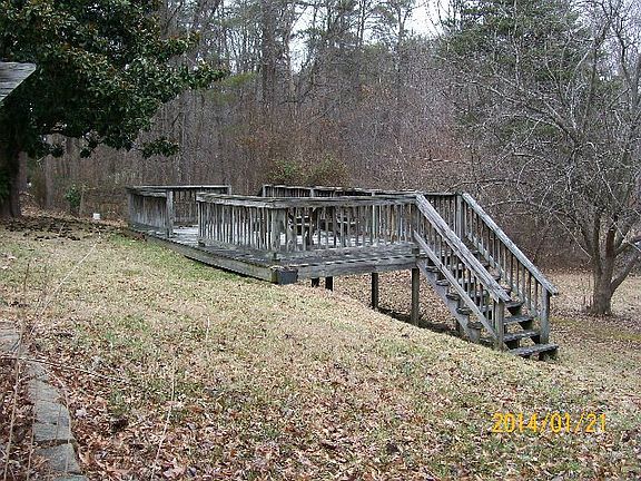 3rd image of 277 Deerwood Dr