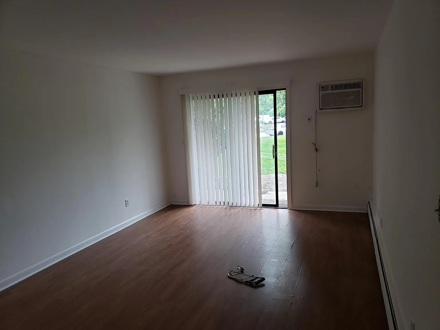 1 bed, 900 sqft, $1,450 — Photo 2
