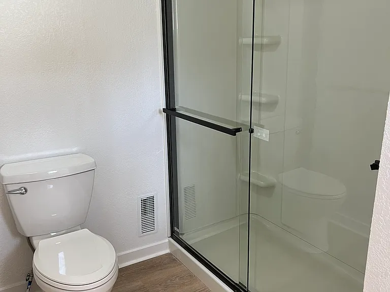 928 Homer Ave — Photo 10