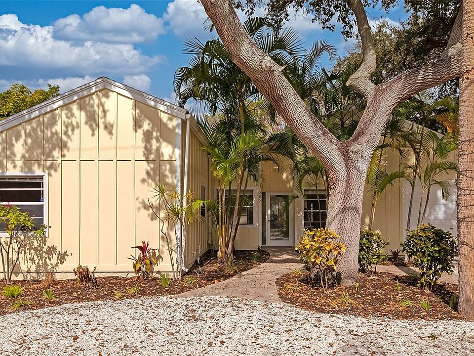 1st image of 205 Garden Ln