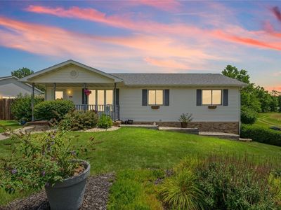 927 Lynwood Dr, Charleston, IL, 61920