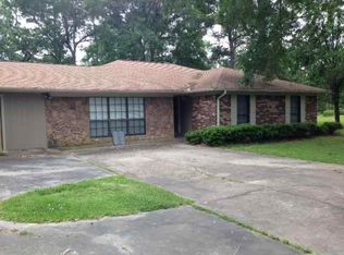 7843 Sandra Ln, Orange, TX 77632
