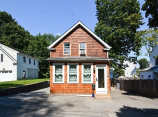 11 Pierce Pl, Canton, MA 02021