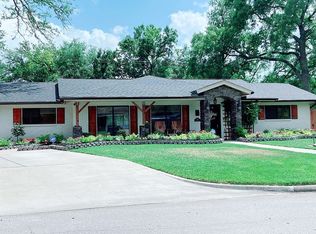 2127 Oak Creek Dr, Houston, TX 77017