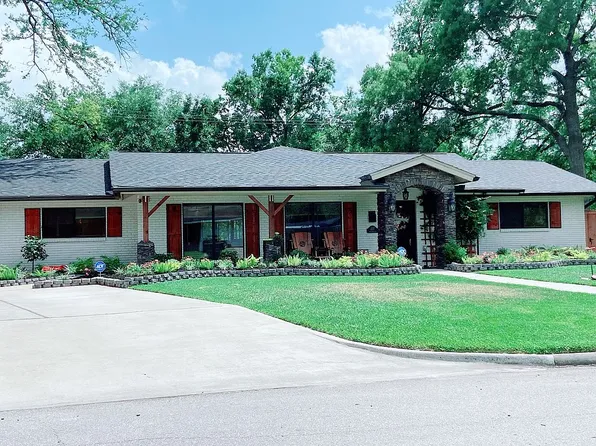 2127 Oak Creek Dr, Houston, TX 77017