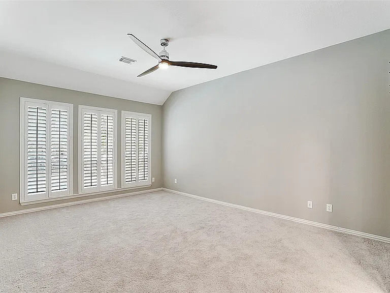 87 N Concord Valley Cir — Photo 29