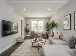 105 Lottridge St #1, Hamilton, ON L8L 6V2