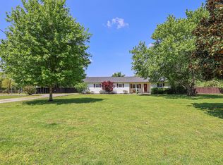 5421 Metropolis Lake Rd, West Paducah, KY 42086