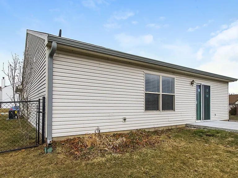 6101 Patoka Lake Dr — Photo 16