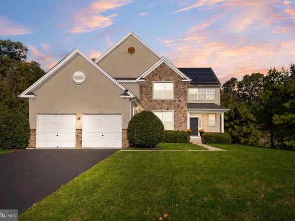 1310 Carmel Ave, Vineland, NJ 08360