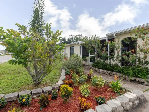 3310 Salisbury Dr, Holiday, FL 34691