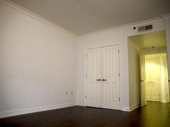 5th image of 777 7th St NW APT 1015