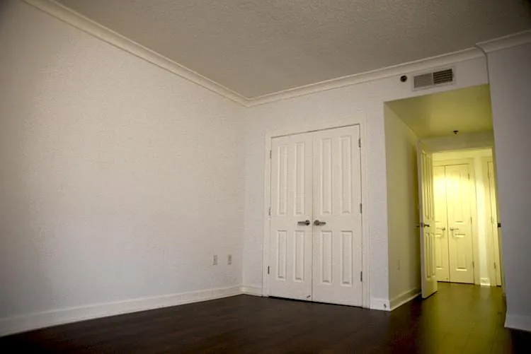 777 7th St NW #1015 — Photo 5