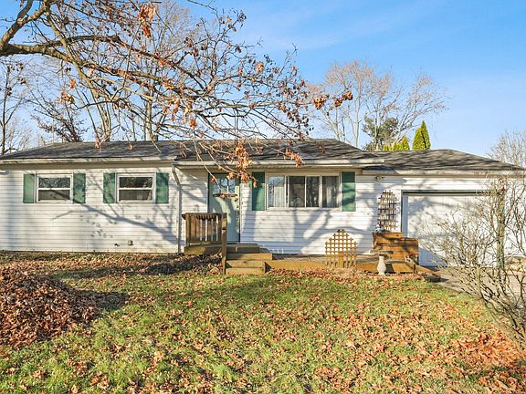 2nd image of 1026 Westview Dr