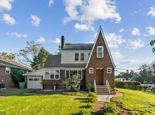 2215 Wood Ave, Roselle, NJ 07203