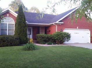 4417 Country View Dr, Floyds Knobs, IN 47119