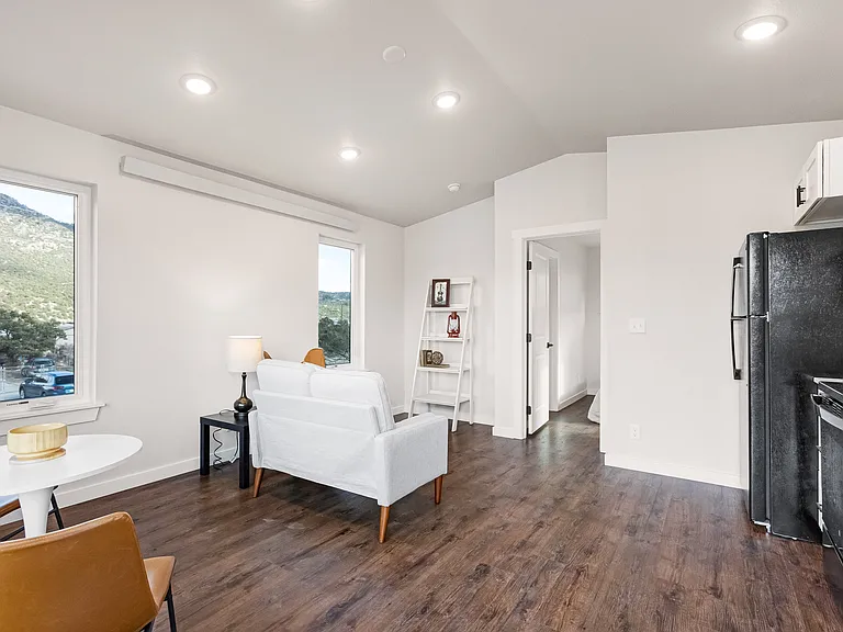 538 S Colorado Ave #A — Photo 3