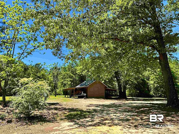 3rd image of 2615 Jordan Rd