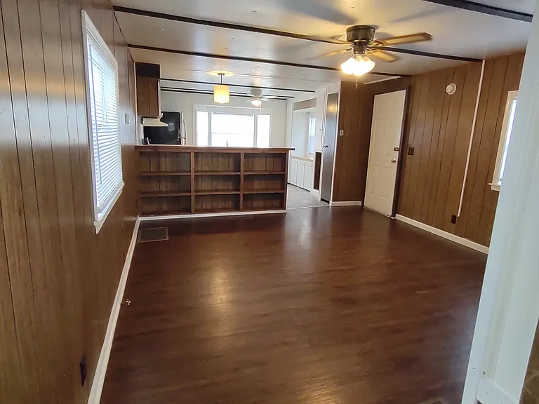 8675 Doris St — Photo 24