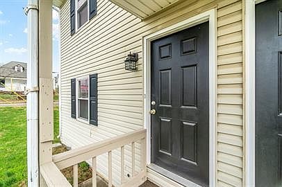 4th image of 2522 McMillan St N #2
