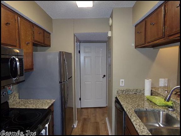 5th image of 1311 N University Ave #B