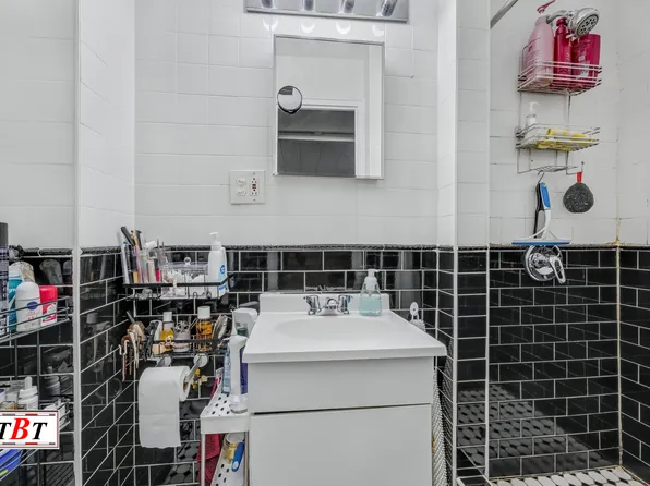 1517 East 34th Street image 24 of 34