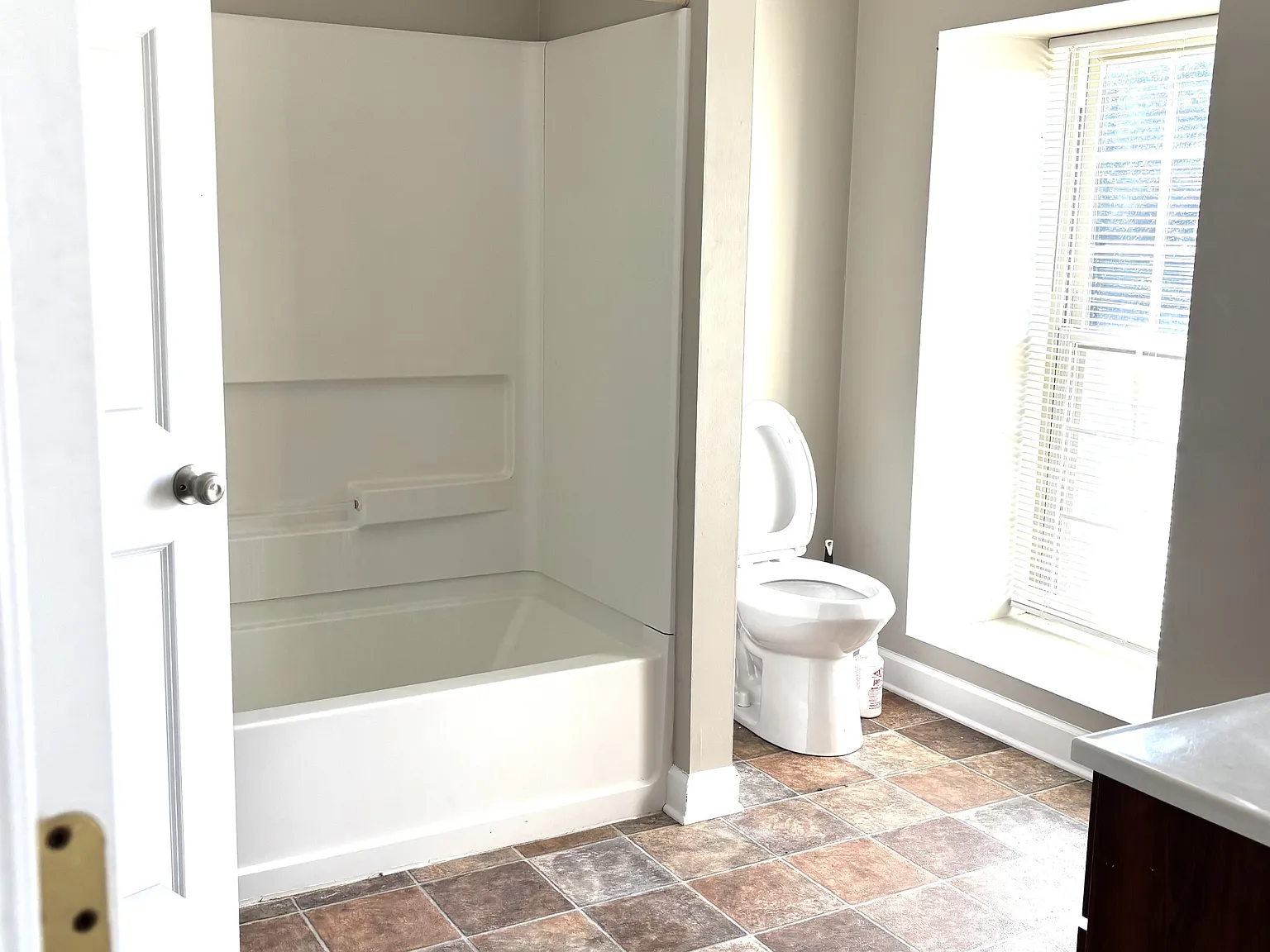 1515 / 2026 North 3372nd Road - 401 — Photo 3