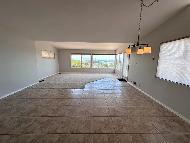 3539 Mount Laurence Dr — Photo 5