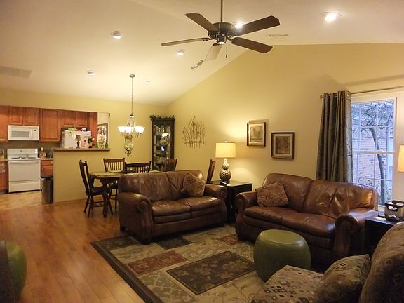 4th image of 5853 Crooked Creek Blvd #2