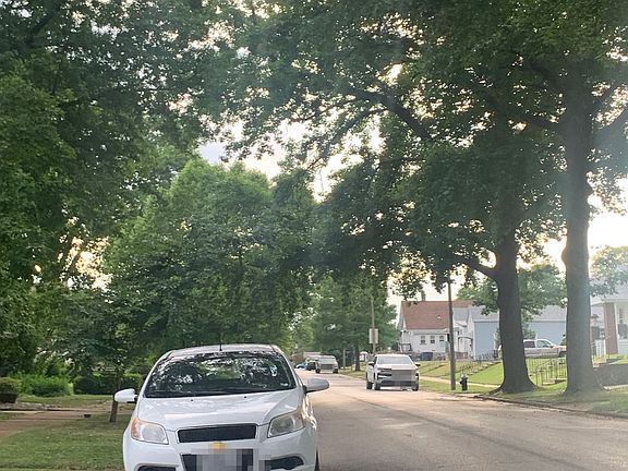 5th image of 6415 Hancock Ave