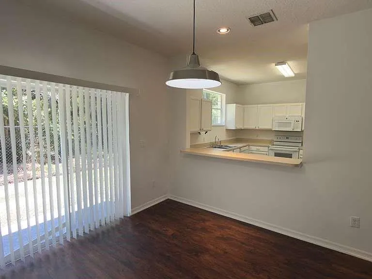4317 Paradise Cove Ct — Photo 6