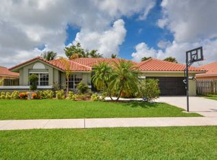 9626 Carousel Cir N, Boca Raton, FL 33434