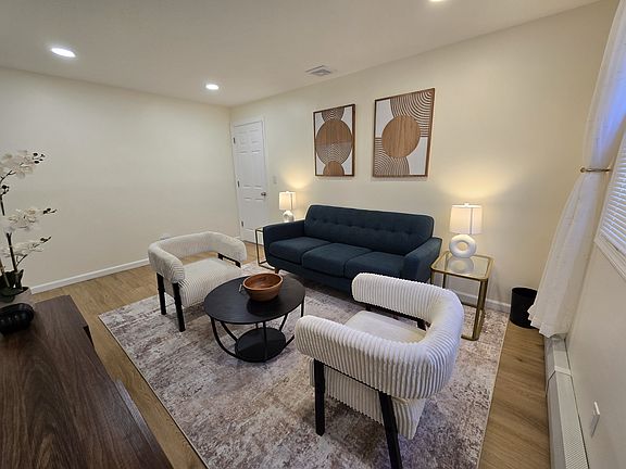 3rd image of 396 Kaplan Ave Floor 1