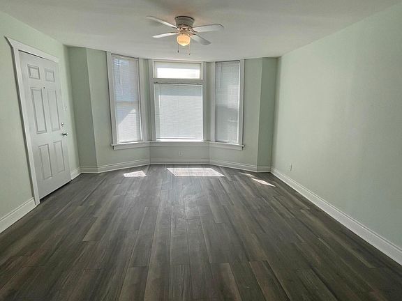3rd image of 4712 W Polk St #1