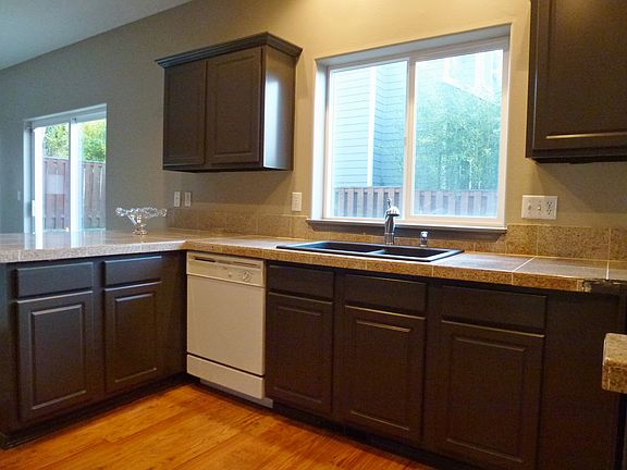 kitchen, stainless coming