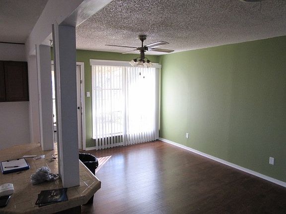 4th image of 2533 S 27th St