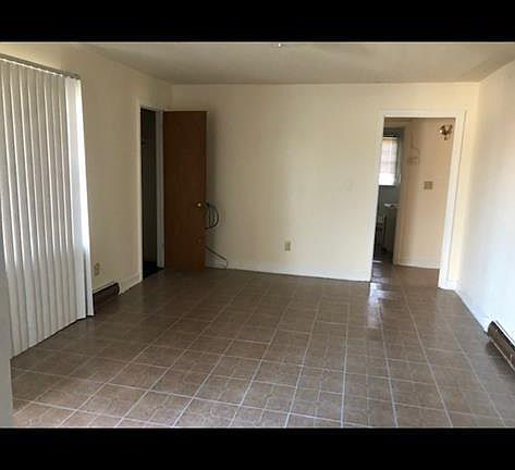 2nd image of 1445 Causey Dr