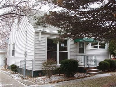 1st image of 15410 Chatfield Ave