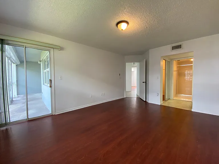 2003 SE 27th Dr #102-A — Photo 19