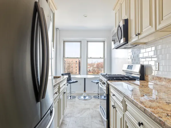 48-51 43rd Street image 4 of 13