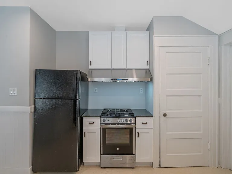 818 Maryland Ave — Photo 19